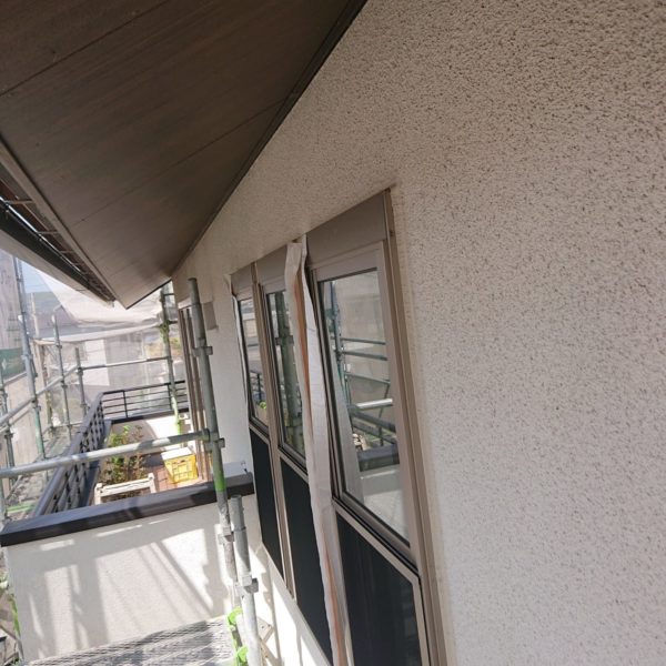 富士市にて住宅の塗り替え工事①